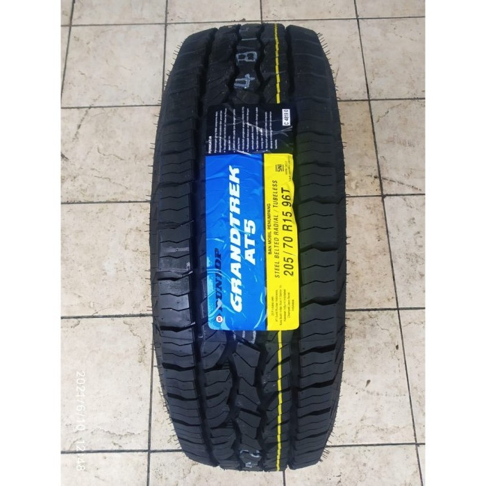 PROMO Dunlop Grandtrek AT5 205/70 R15 - Ban Mobil AT