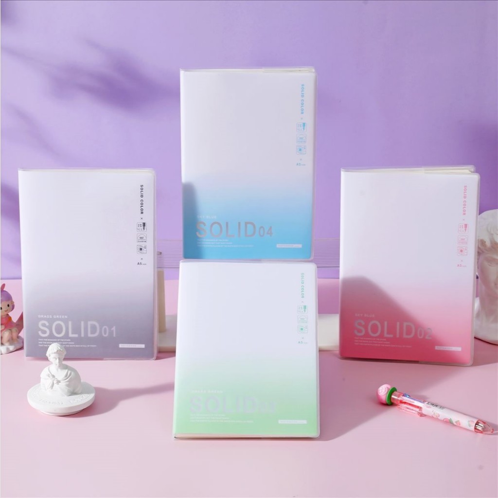 

BOBOMARTS JAKARTA NOTEBOOK A5 DEPAI A5-82 COVER MIKA 60 LEMBAR SPIRAL AESTHETIC BUKU DIARY MOTIF KARAKTER KLASIK BUKU TULIS CATATAN MURAH