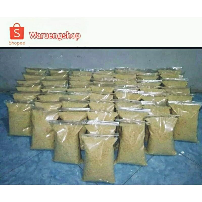 

Nasi Tiwul 1 Kg Termurah / Oyek / Nasi singkong