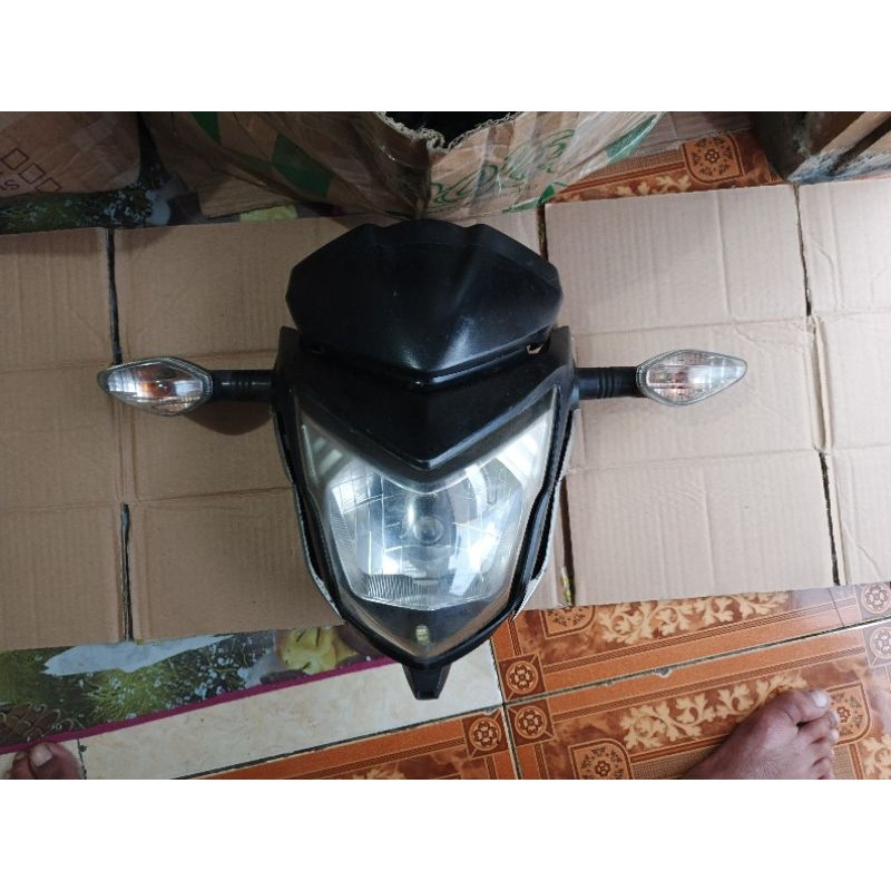 Batok lampu depan set speedometer kilometer Cb 150 R Old lama original copotan Headlamp replektor la