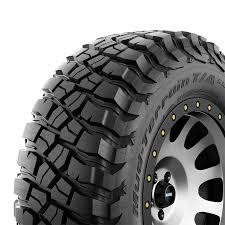 BFGoodrich MUD-TERRAIN KM3 size 285/70 R18 - Ban Mobil
