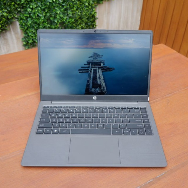 Laptop HP 245 14 inch G10 Notebook PC AMD Ryzen 5 7520U Ram 8Gb Ssd 512Gb