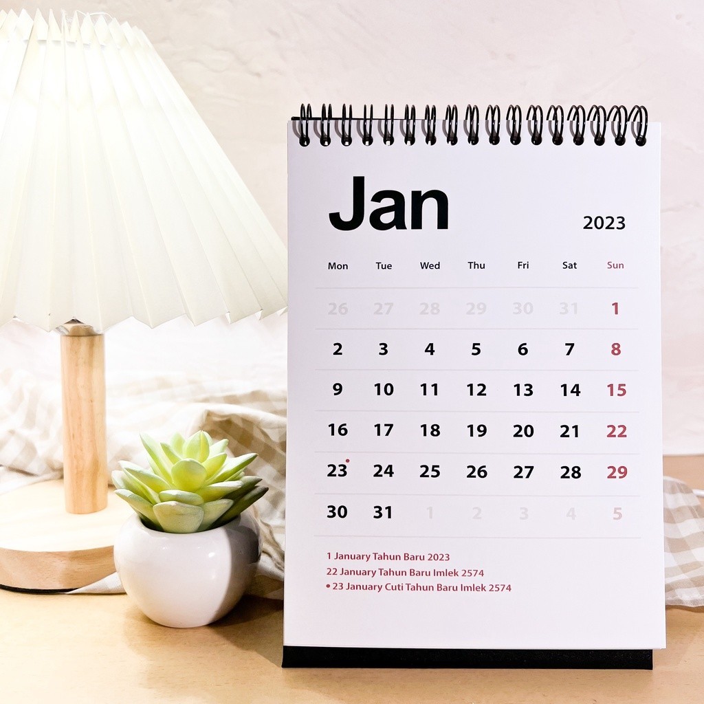 

Kalender Meja Simple White 2024 Aesthetic Premium Quality Spiral