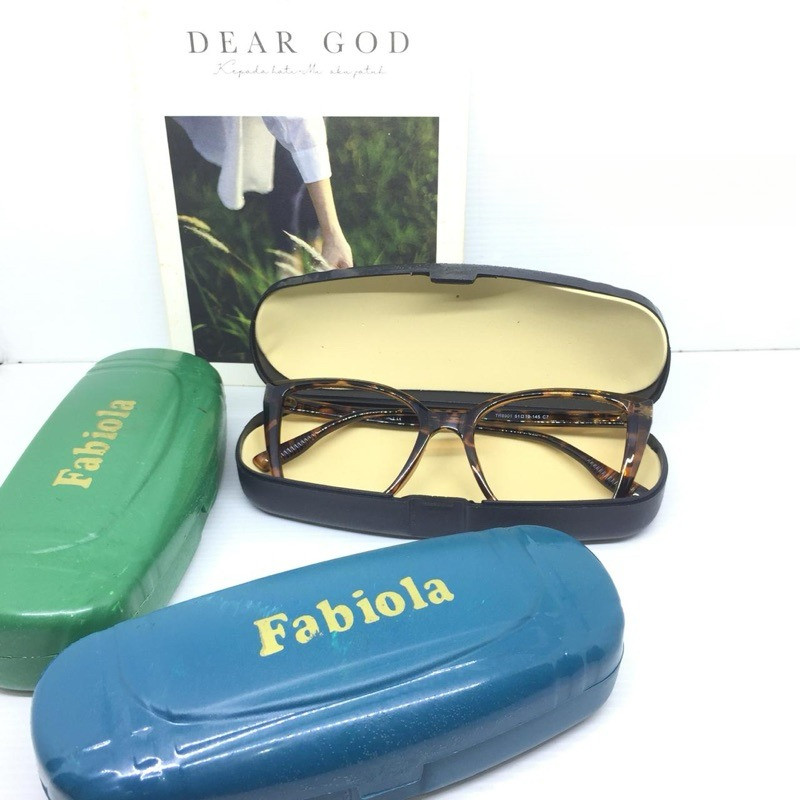 PALING MURAH... Tempat Kacamata Fabiola
