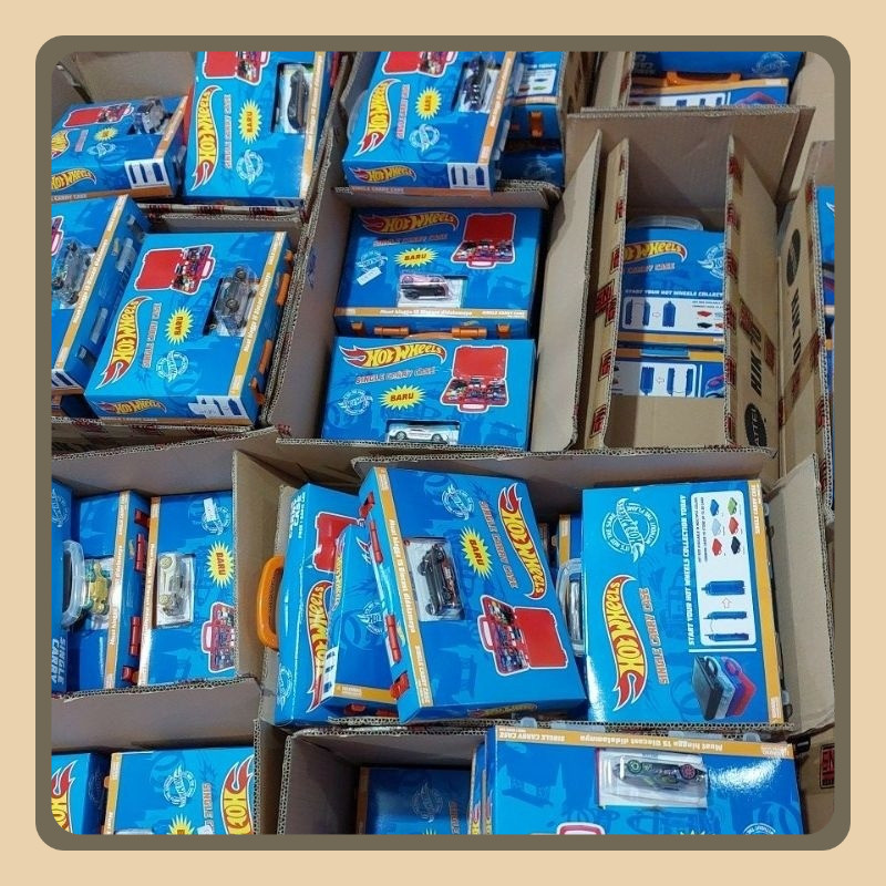 FAMILY TOYS ONLINE SHOP Hot Wheels Carry Case 1 Set Bonus 1 Mobil Original Mattel Dikirim Random.kop