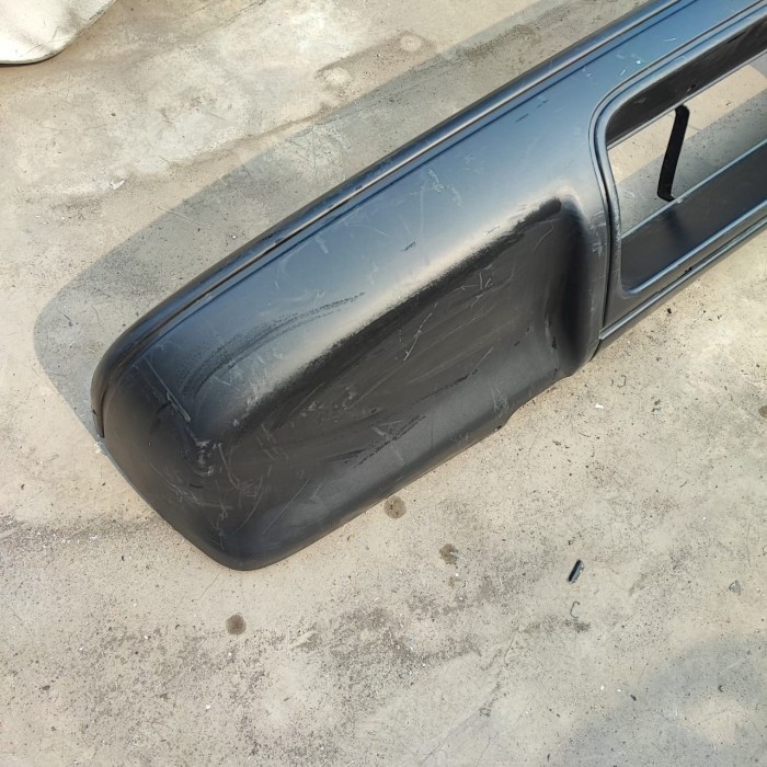 Bemper bumper depan mobil Suzuki Vitara Escudo Sidekick