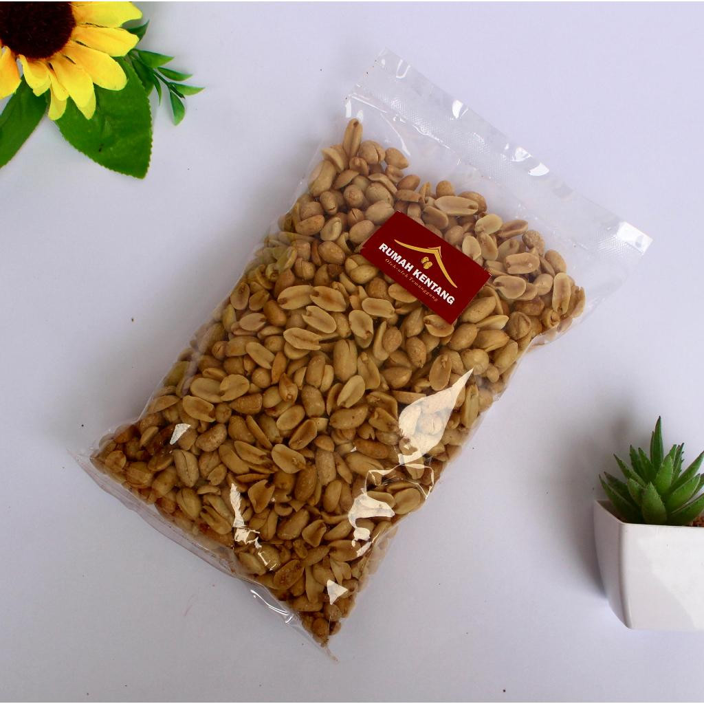 

Promo kacang bawang kacang bawang goreng gurih renyah asin kacang bawang 1kg matang