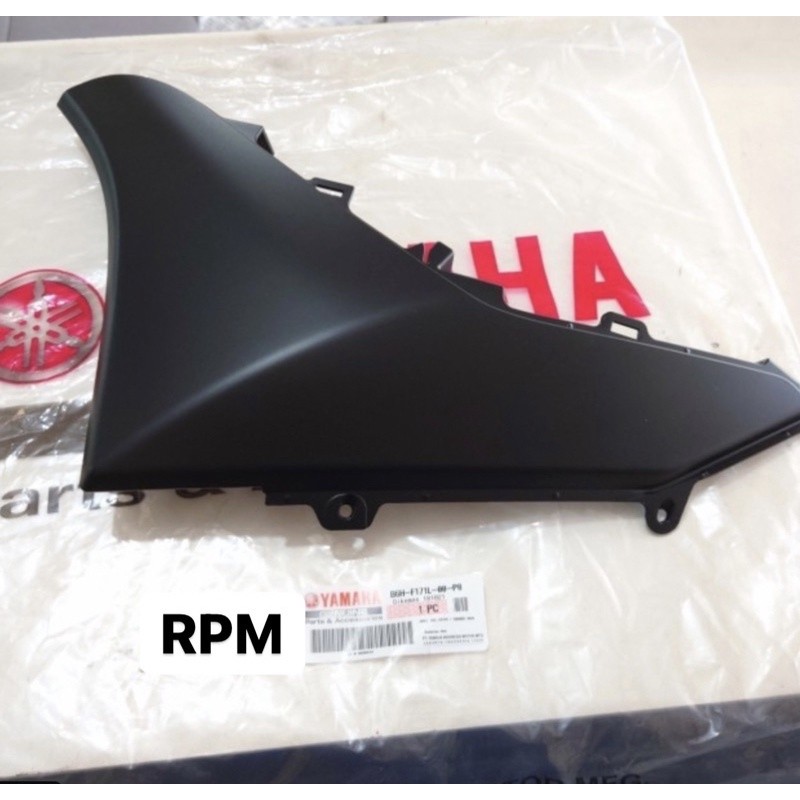 Cover Under dek mole side bawah Kiri YAMAHA Aerox NMAX 2020 Hitam Doff ORIGINAL B6H-F171L-00-P8 MURA