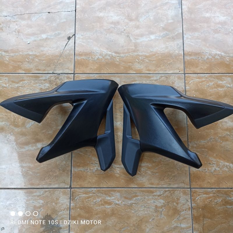 Sayap Honda CB 150r Lama Kupingan Tangki Tangki CB150 Cb 150 R lama Old Original Seat