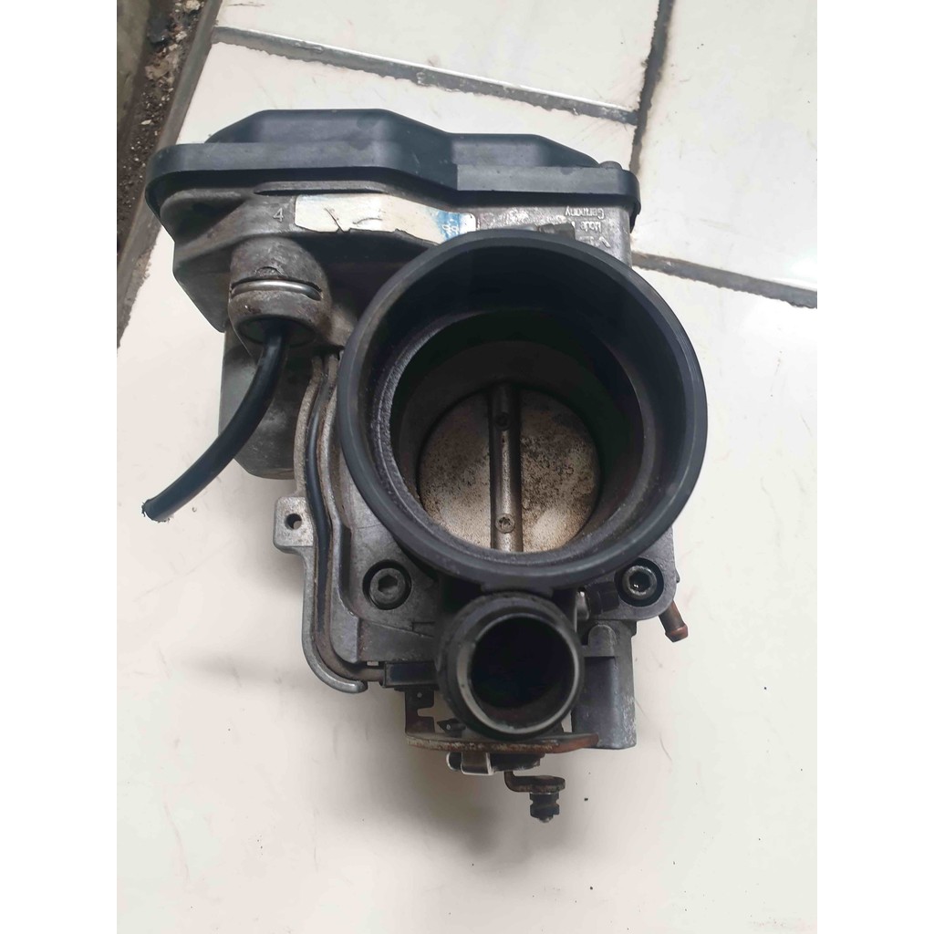 throttle body Mercy Mercedes W202 C180