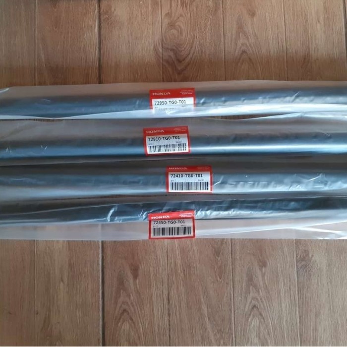 Pelipit Moulding List Kaca Depan Belakang set Jazz GE8 2009-2013
