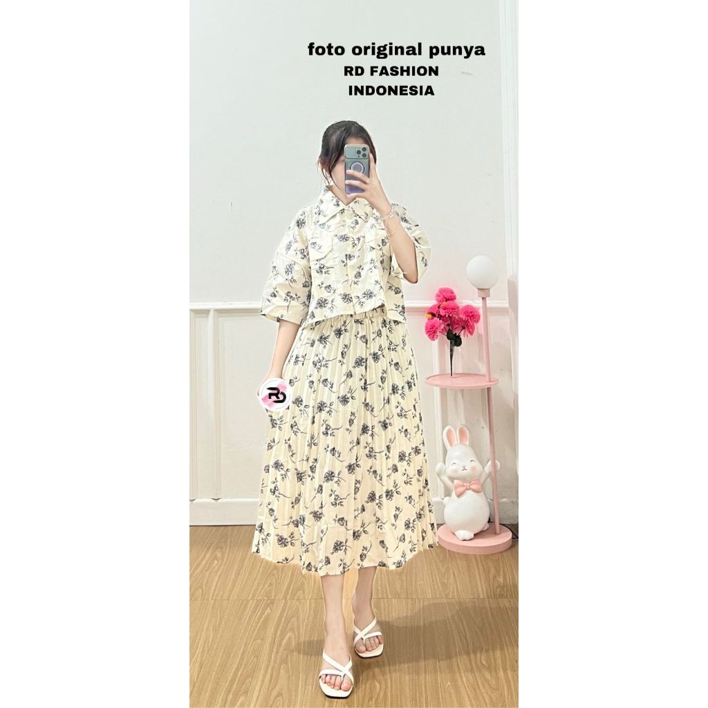 One Set Fuji / One Set Clara Kemeja Crop & Rok Midi Plisket