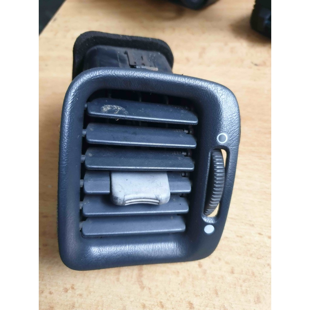 Kisi vent ac kiri Honda Accord Cielo SV4