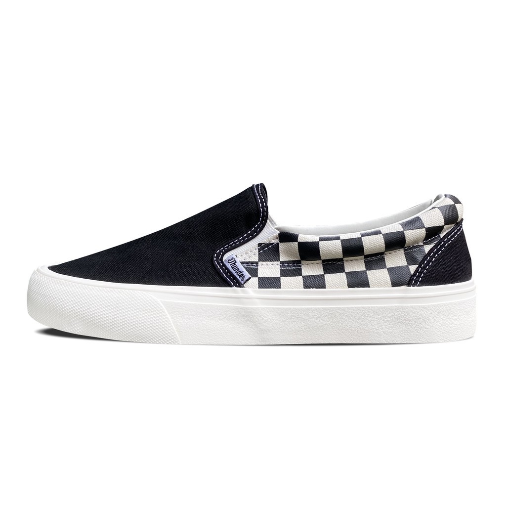 SAD23 Sepatu Thunderbear - Slip On Voltaire CB