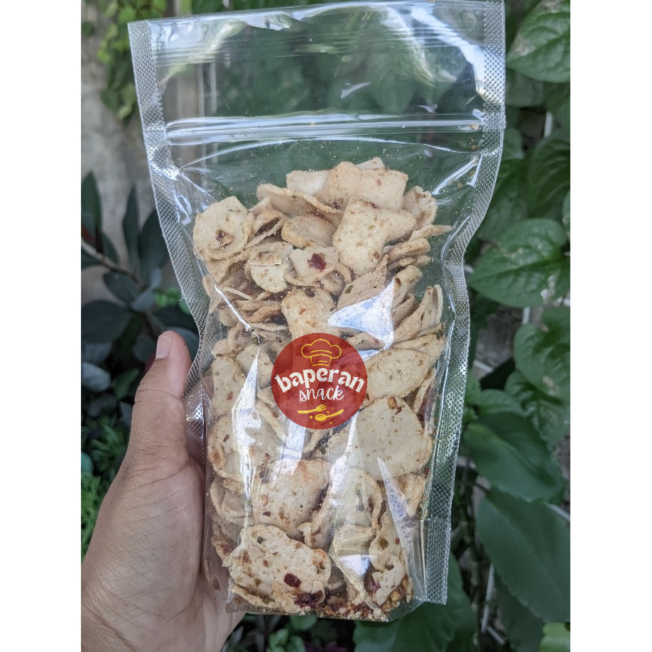 

Basreng Cikruh Legend 500GR/250GR/ 185 GR Pedas Daun Jeruk Gurih Renyah Asli Bandung Camilan Rumah