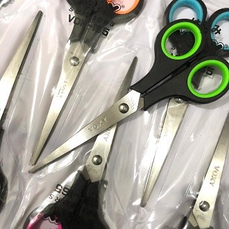 

RGT- 1 PCS GUNTING VOXY -165 TANGGUNG WARNA WARNI