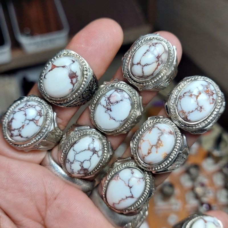 Batu cincin pirus putih urat merah garansi batu asli original dim kantoran / 15_17mm urat ceplok kur