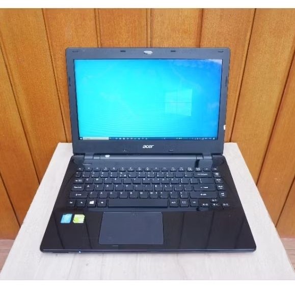 Laptop Acer Aspire E5 Intel Core i3-4005U NVIDIA 820M Ram 4Gb Ssd