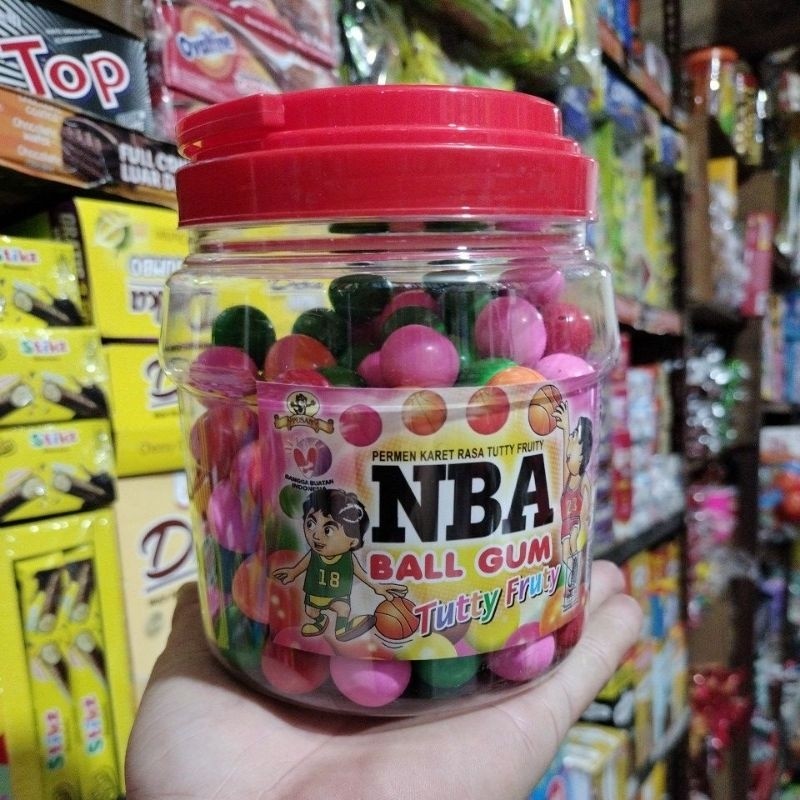 

PERMEN KARET JADUL NBA HARGA 1 TOPLES 125 PCS@400g