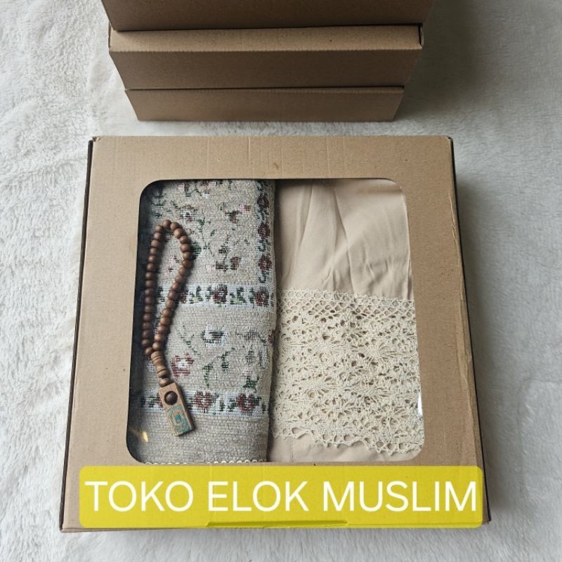 

Hampers mukena Wanita Mukena Katun + Sajadah Gift Box Kado Ultah Dan Ramadhan Terlaris