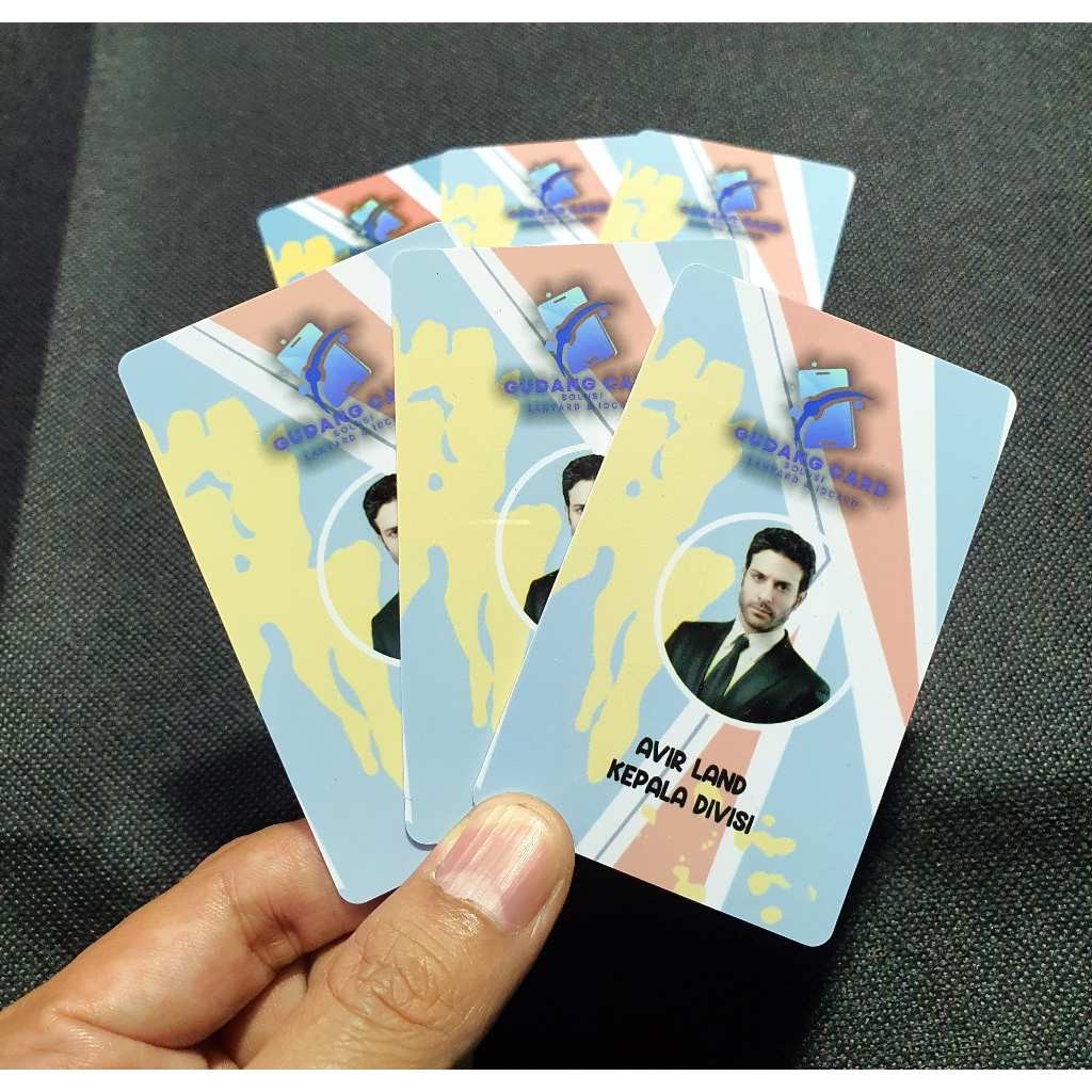 

PROMO!!! CETAK ID CARD / KARTU VISITOR / MEMBER CARD / KARTU PEGAWAI / KARTU PELAJAR STANDART