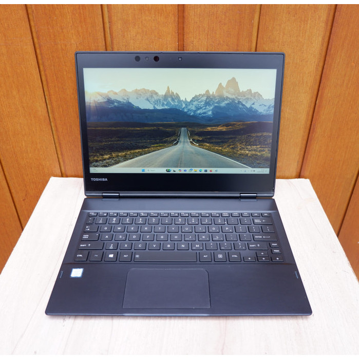Laptop Toshiba Portege X20W-E Touch Intel Core i5-8250U Ram 16Gb 512Gb Normal Siap Pakai - Leptop La