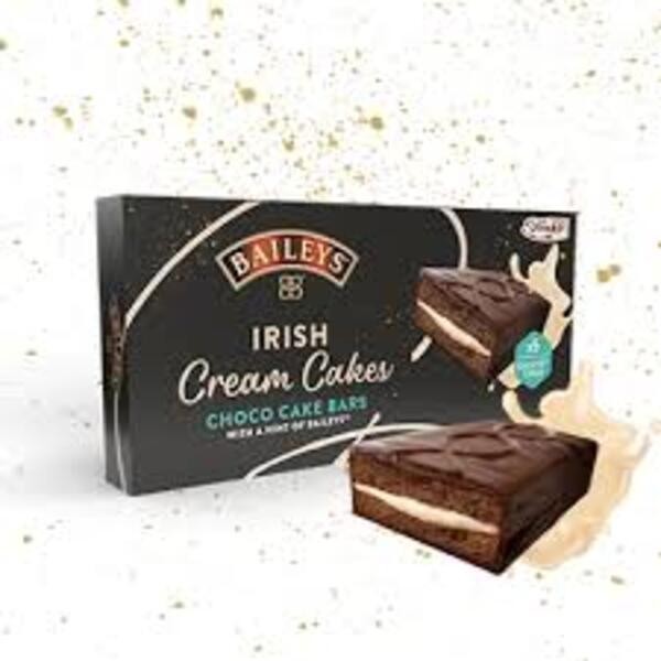 

BAILEYS IRISH CREAM CAKE CHOCOLATE CAKE BARS
