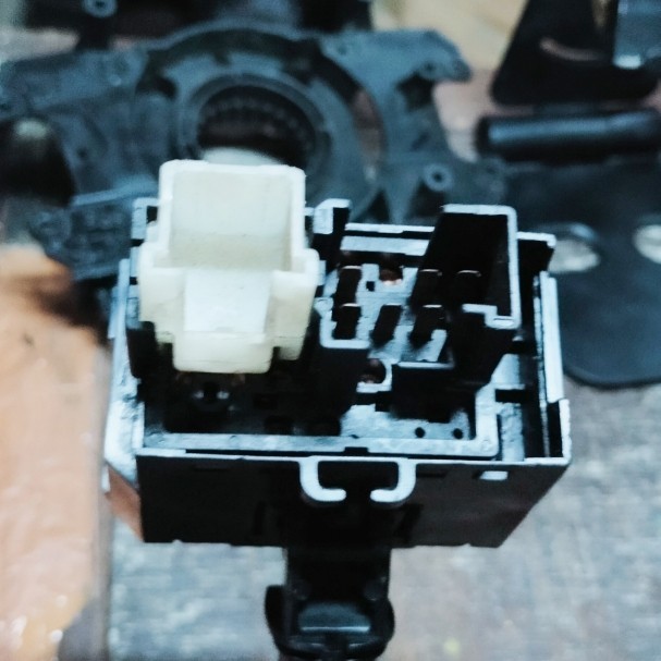 Saklar Wiper Switch Wiper Genio Ferio City Z