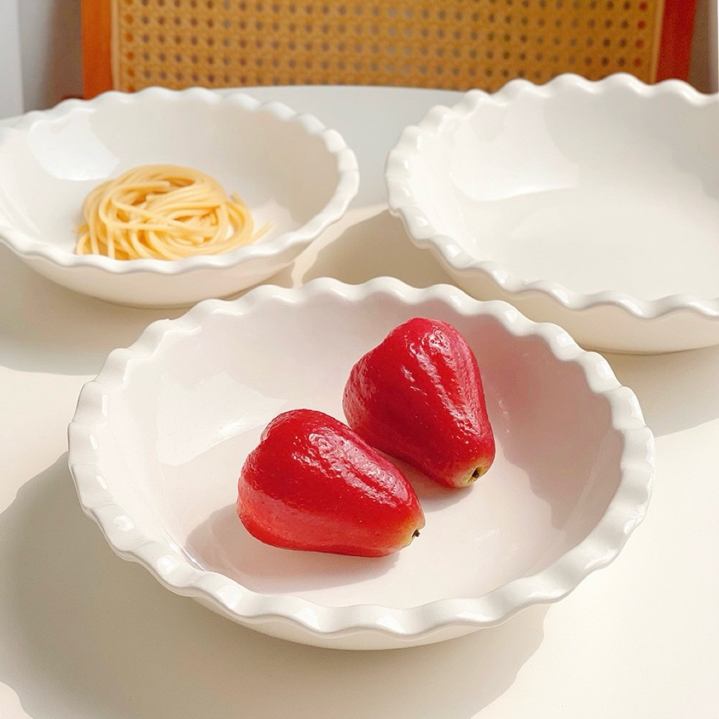 LIVINSTORE Wavy Bowl Mangkok Keramik Korea Aesthetic Estetik Putih Bentuk Motif Props Properti Foto 