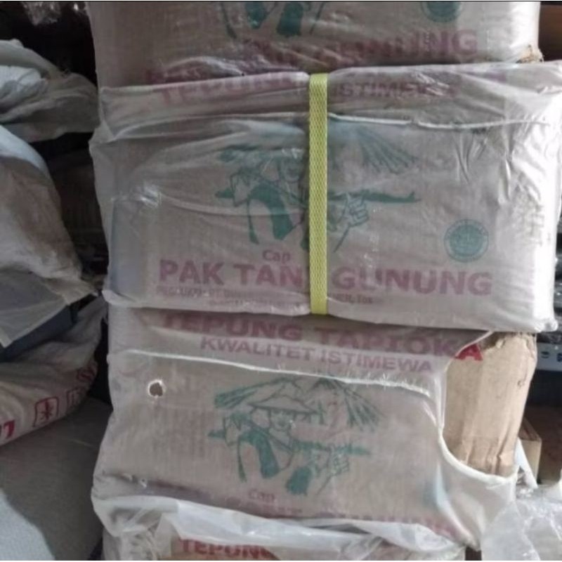 

Tepung Sagu Tapioka Tani Cap Pak Tani Gunung 1 Dus isi 20 Bungkus @500gr