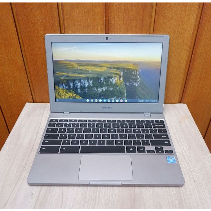 Laptop Samsung ChromeBook XE310XBA Intel Celeron N4020 Ram 4Gb eMMC 32Gb