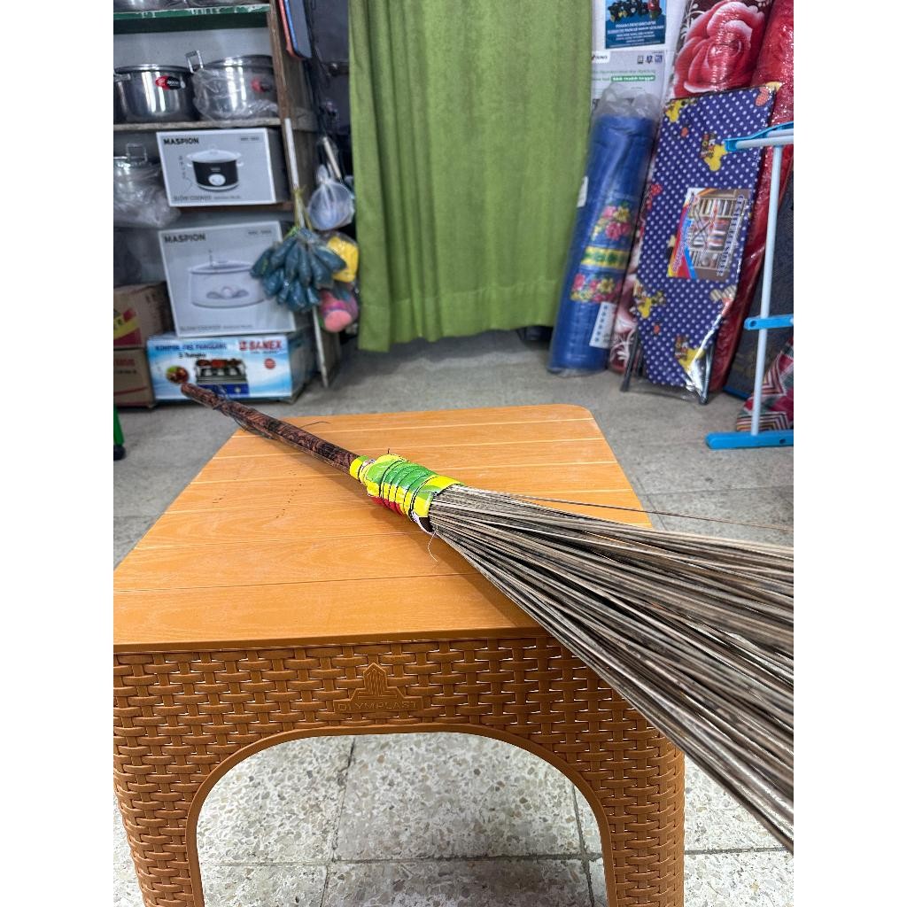 Sapu Lidi Panjang /Gagang Panjang Halaman/ Sapu Lidi Taman Gagang Bambu/ Sapu Lidi Jumbo/ Sapu Lidi 
