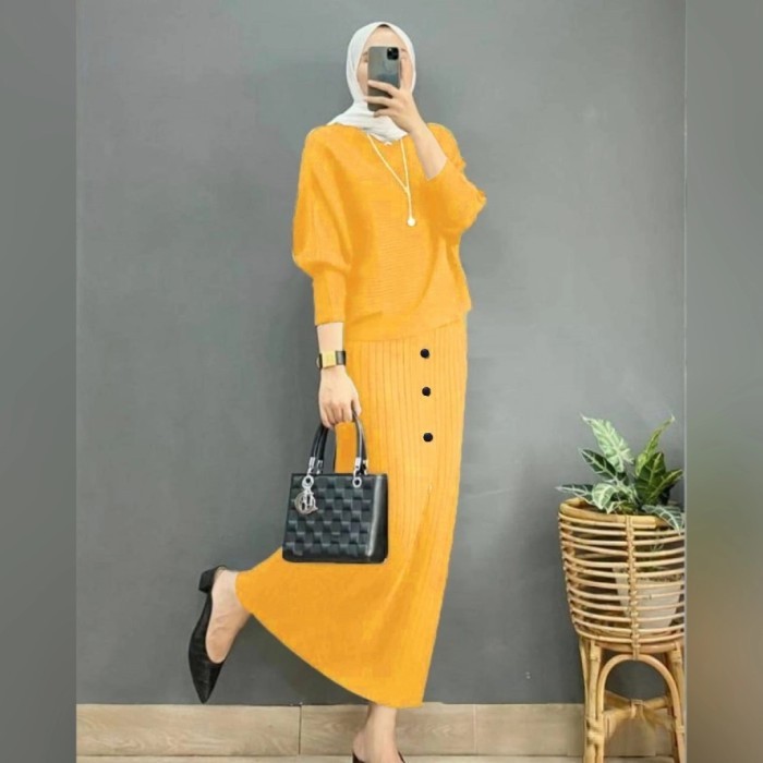 Setelan jumbo anita kubus rajut import melar baju kantor knit any ktf