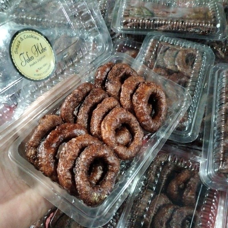 

Kue Cucur | Kue Cincin | Kue Jadul Khas Medan harga (Pack isi 12pcs 118g)