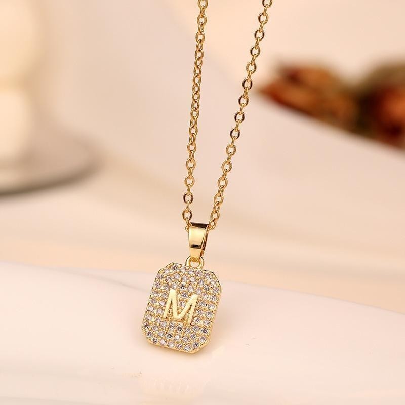 Kalung Huruf M | Perhiasan Titanium Mewah Sederhana