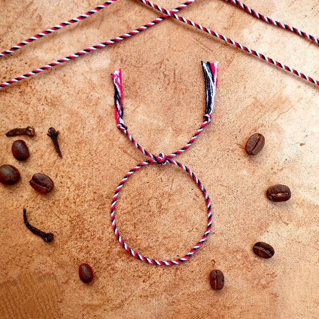 Gelang Tridatu Ulir Katun / Gelang Tridatu Tipis 1 mm / Tridatu Khas Bali Murah /Gelang Pria / Gelan