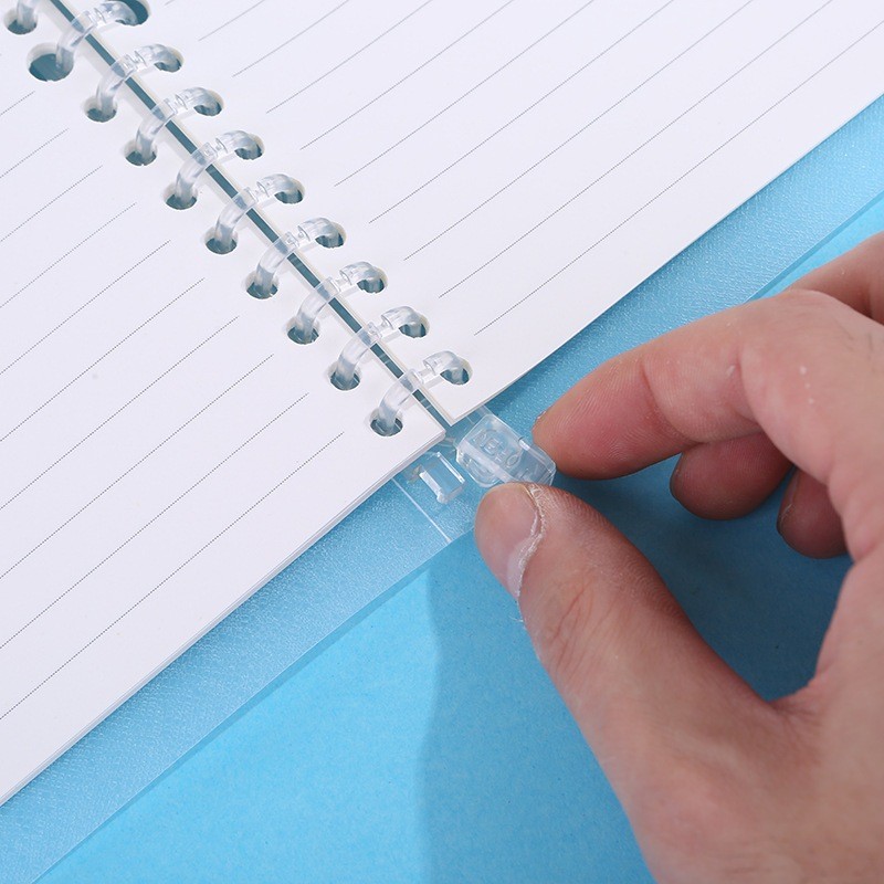 

Binder A5 Buku Tulis Sekolah Notebook binder yang dapat dilepas, lembut, dan tahan air 30 lembar