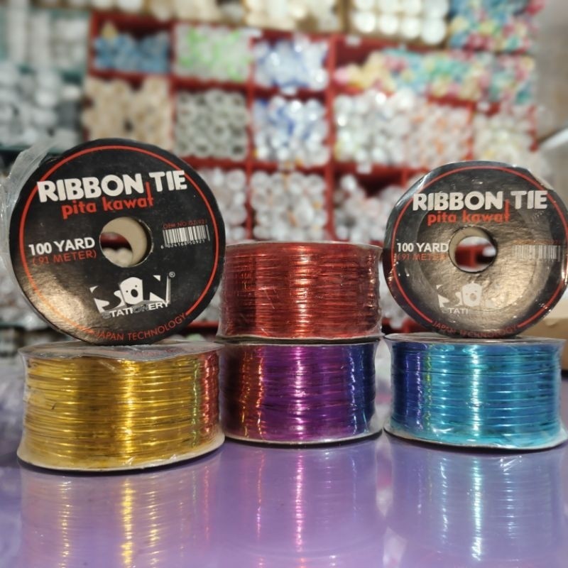 

Pita Kawat, Ribbon Tie, 100 yard (91 meter)