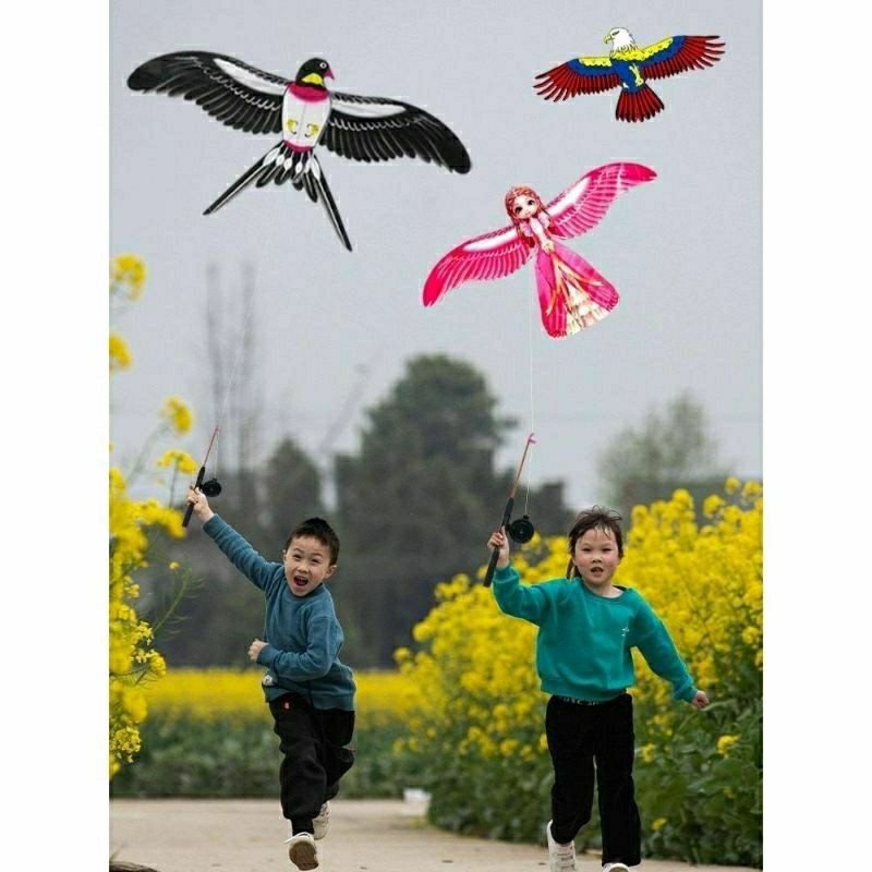 Ria Toys Layangan Motif Burung Dan Kupu Kupu Ukuran 60Cm + 1 Set Joran/ Mainan Anak Layang Layang Karakter Set Joran