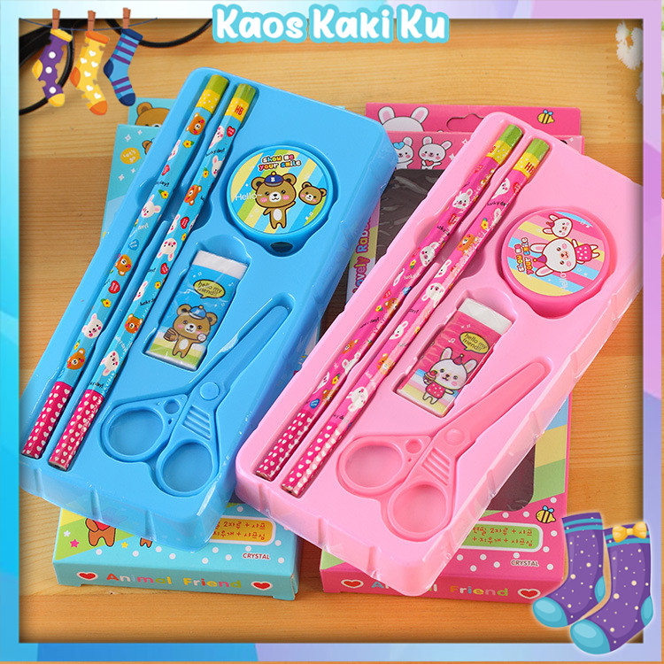 

Alat Tulis Stationary Sekolah Set Paket Alat Tulis 5 In1 Lengkap Kado Souvenir 1019
