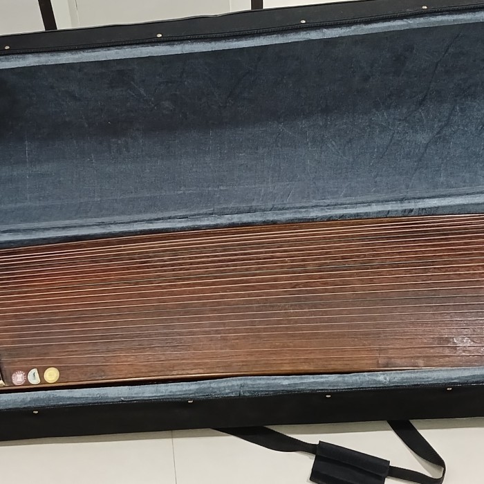 

alat musik china kecapi guzheng