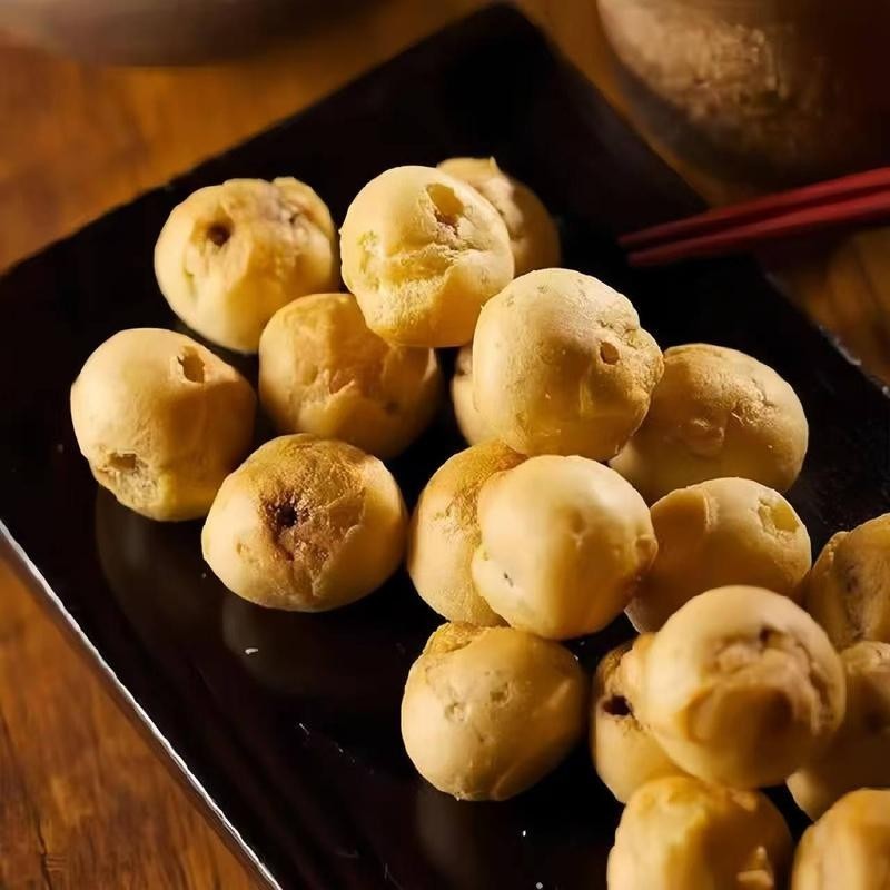 

BISA COD Soes Coklat Cokelat/strawberry / mixrasa/halal Kue Sus Kering lsi soes coklat lumer 1kgr