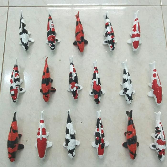 ikan koi miniatur akrilik 10cm