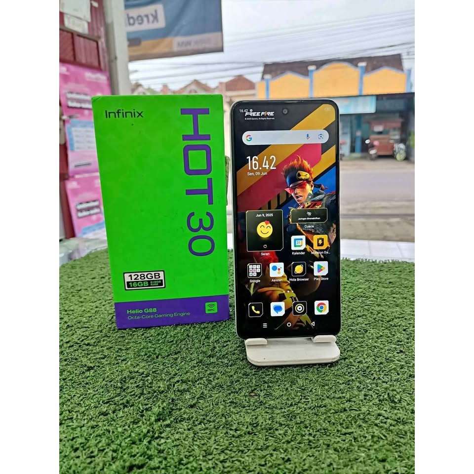 Infinix Hot 30 Play Ram 4 Rom 64GB (Second)