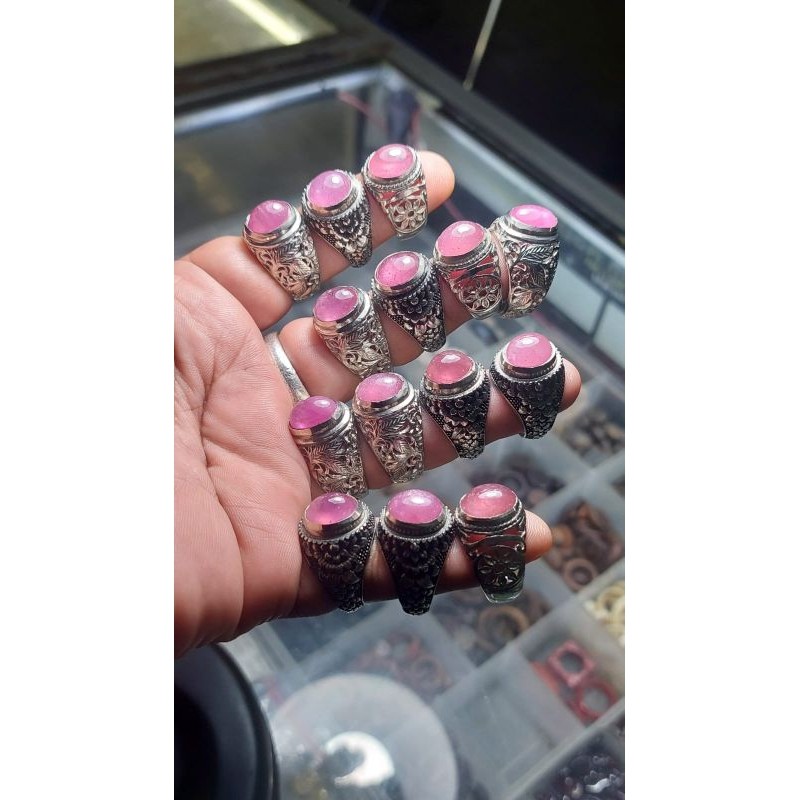 Cincin batu permata Ruby Mozambique kristal asli batu