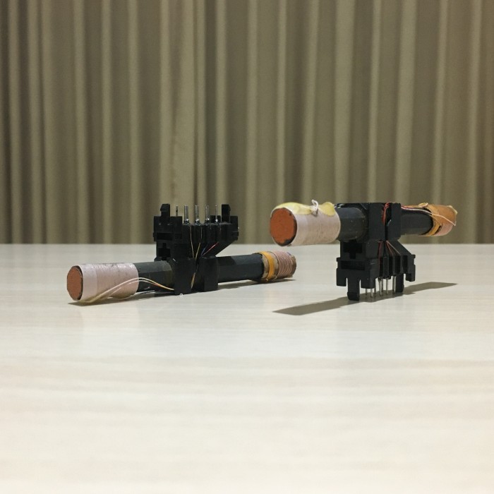 O99 SPUL ANTENA ANTENNA RADIO AM MW BATANG FERRITE FERIT 20 x 1 CM 8 PIN