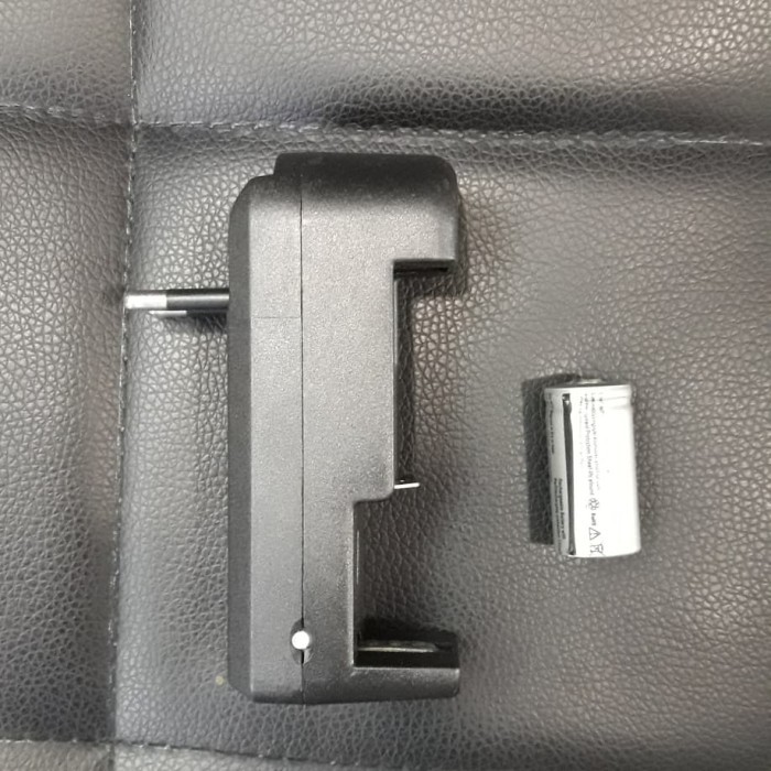 Jual ALAT CAS Charger BATERAI DAN Bat BATRE BATERE BATERAI RECHARGEABLE CR123A CR-123A CR 123 CR123