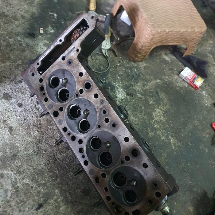 Cylinder Head OM616 240D W123 W115