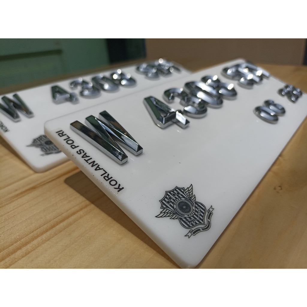 JND52 Plat Nomor Motor Variasi Timbul Segilima Chrome