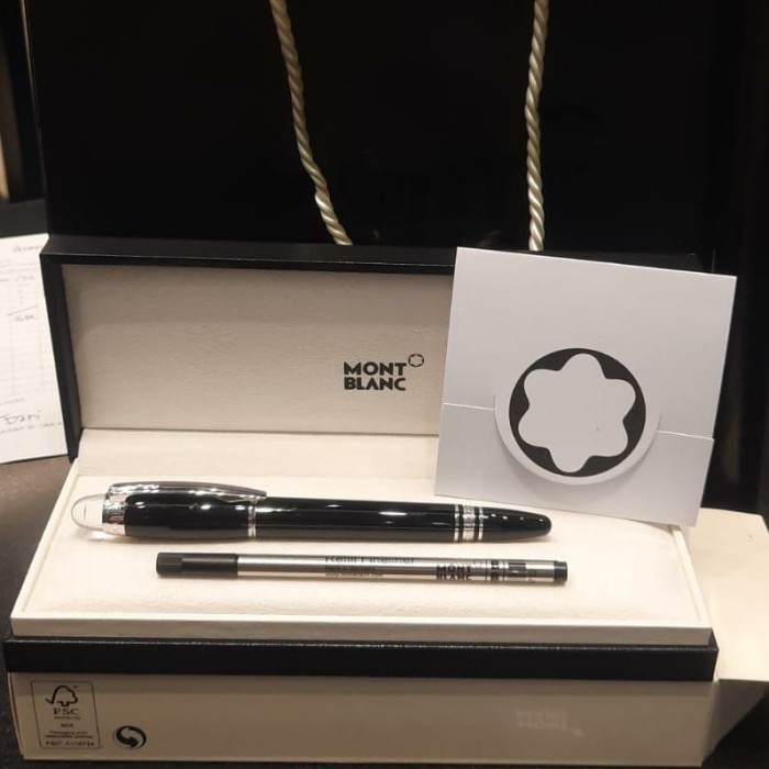 

Pulpen Montblanc Star Walker black Resin Fineliner / Rollerball 8485